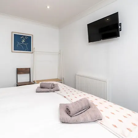 Delightful House With Garden * Sherburn in Elmet