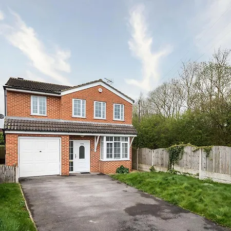 Delightful House With Garden Apartment Sherburn in Elmet