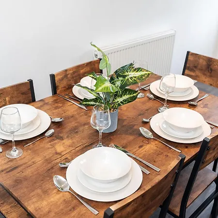 Apartment Delightful House With Garden Sherburn in Elmet